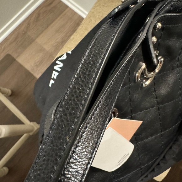 ❌SOLD❌ Authentic CHANEL On the Road Tote (Large) - Picture 13 of 14